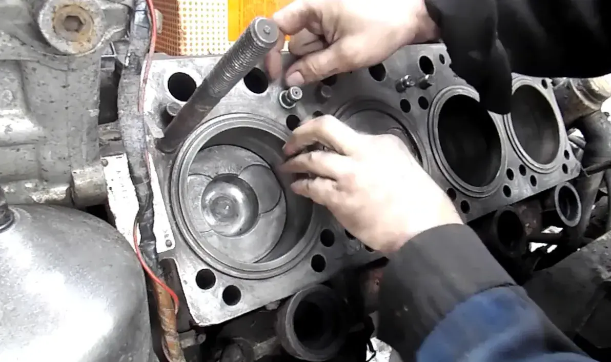Замена прокладки ГБЦ - автосервис Гараж-138